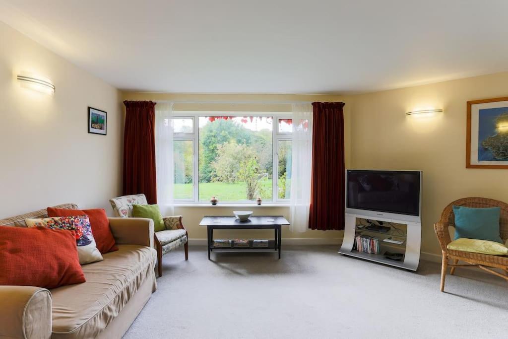 Truro Apartment In A Stunning Quiet Location מראה חיצוני תמונה